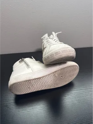 Vintage Hudson White Leather High Top Sneakers with Green Stripe and Star Accent thumbnail 5