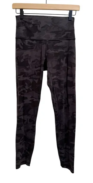 LULULEMON Align Pant 25” in Sequoia Camo Print Deep Coal Black‎ size 6 thumbnail 1