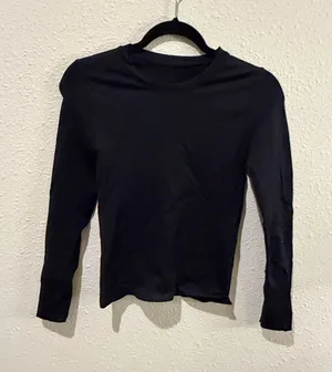 Women’s Long Sleeve warmth Crewneck Tee - Black thumbnail 1