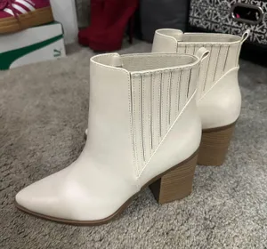 Booties thumbnail 2