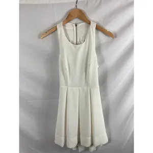 Lulus pleated a-line fit and flare skater dress Size Small thumbnail 4