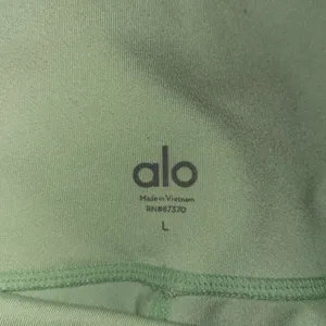 ALO Yoga Green Bike Shorts High-Rise Performance thumbnail 3