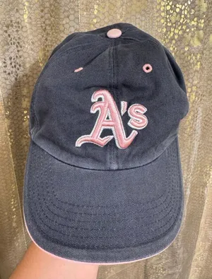 '47 Brand Women's Oakland A's Las Vegas Athletics Gray Pink MLB Baseball Cap thumbnail 1