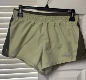 Nike Shorts thumbnail 1