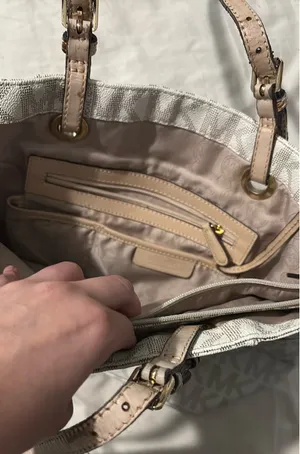 Michael Kors Tote Purse thumbnail 5