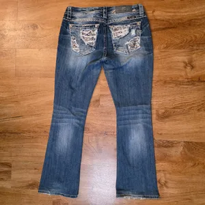 Miss Me Low Rise Signature Bootcut Flared Denim Jeans thumbnail 10
