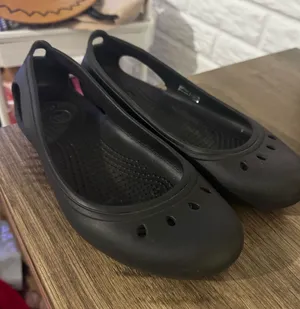Crocs Kadee Slip On Flats Women’s Size 7 Black Water Resistant thumbnail 1