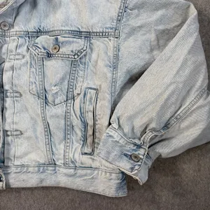 American Eagle Women's Large Light Wash Distressed Denim Jacket Button Front thumbnail 2