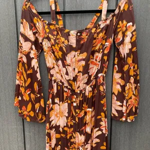SomeDays Lovin Floral Dress thumbnail 2