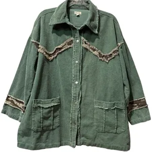 POL Oversized Green Camo Patchwork Corduroy Button Down Shacket / Jacket Small thumbnail 1