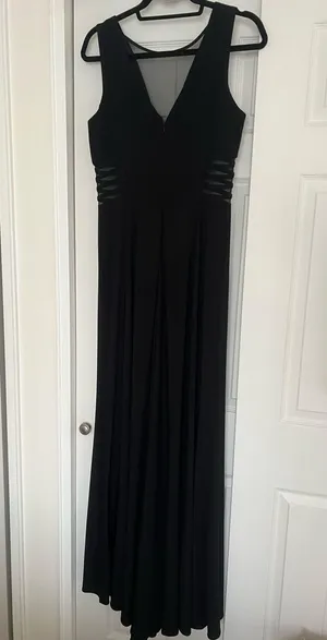 Morgan & Co Formal Dress thumbnail 2