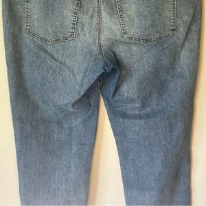 Maurices Distressed Light Wash Skinny Jean Size 18W thumbnail 10