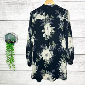Tahari Black Floral Long High Low Shirttail Hem Button-Up Blouse Top Size Medium thumbnail 7