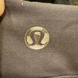 Lululemon Fast Lane Luxtreme Sports Bra Women's 6 Black Skinny Racerback Workout thumbnail 5