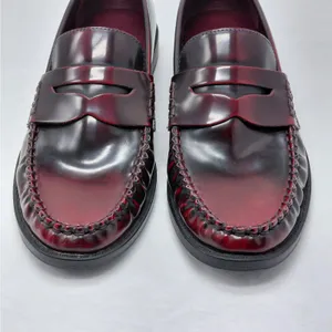 Madden Girl Penny Loafers Womens Sz 7 Y2K Burgundy Preppy Workwear Comfort Shoes thumbnail 4