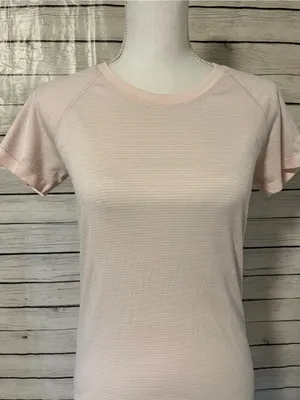 Lululemon Swiftly Tech Short Sleeve Shirt Size 8 thumbnail 6