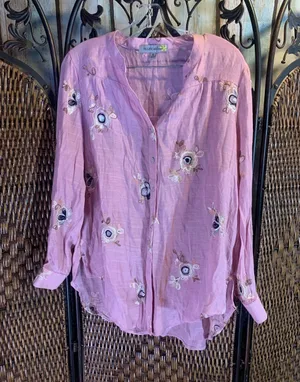 Figueroa & Flower Embroidered Shirt Size M thumbnail 1