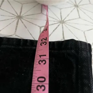 Abercrombie & Fitch The 90’s Ultra High Rise 2L Black thumbnail 4
