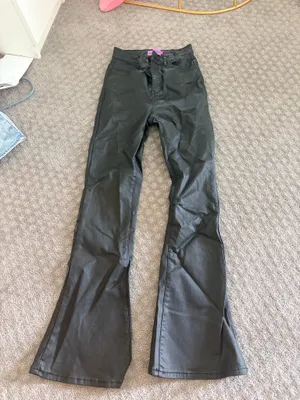 Edikted Leather pants thumbnail 3