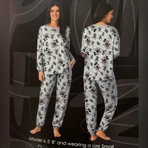 Disney Mickey Mouse Midweight 2 Piece Lounge Set Size Medium thumbnail 3