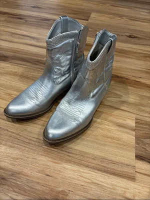 Coconuts by Matisse Metallic Silver Western Ankle Boots thumbnail 2