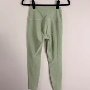 Beyond Yoga Spacedye High Waisted Leggings Sage Green Heathered Small thumbnail 2