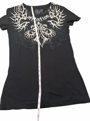 Affliction Black Graphic Skull Cross Tee Size Medium Fitted Y2K thumbnail 3