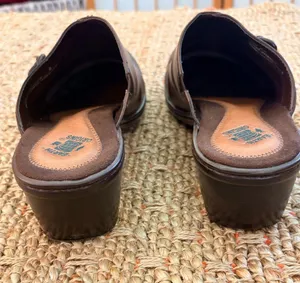 Earth Origins Brown Leather Slip-On Mules 8 thumbnail 7