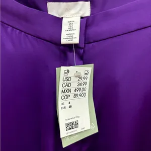 NWT, H&M bright purple satin like trousers sz 6 with slits on the side of legs. thumbnail 2