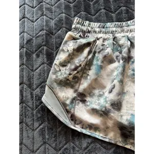 Lululemon Hotty Hot Low-Rise Lined Short Kaleidofloral Multi/Blue Cast Size‎ 6 thumbnail 7