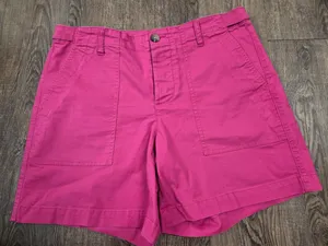 Cabi Canyon Shorts Solid Bright Pink Size 10 Style # 6190 thumbnail 1