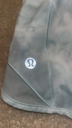 Lululemon Shorts thumbnail 3