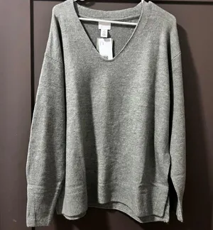H&M V Neck Sweater thumbnail 1