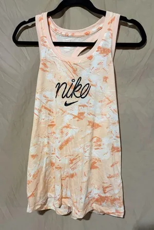 Nike tank top thumbnail 1