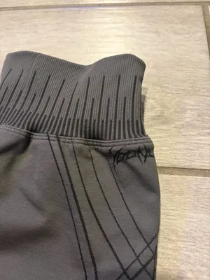 YoungLA Women’s Batman Seamless Shorts Size Medium Charcoal Grey NEW thumbnail 5