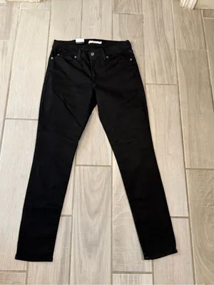 Levi's Black High-Rise Skinny Jeans for Women thumbnail 3