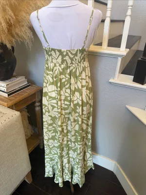 Anthropologie Paper Heart Green Sleeveless Floral MIDI Tiered Dress Size Medium thumbnail 6