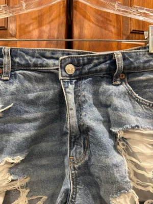 American Eagle Highest Rise Baggy Shorts thumbnail 3