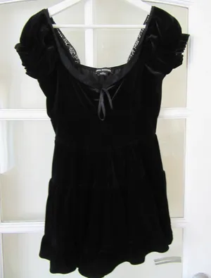 Black Velvet Romper Urban Outfitters thumbnail 5