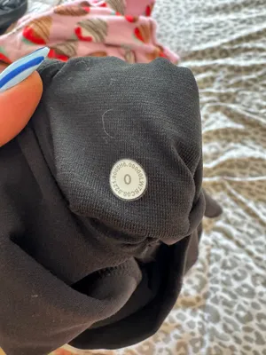 Lululemon Align Shorts 6" thumbnail 3