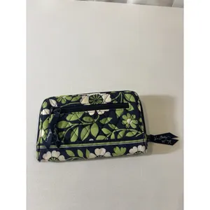 Vera Bradley Turnlock Wallet Rare Discontinued Lucky You‎ Floral Green Pattern thumbnail 3