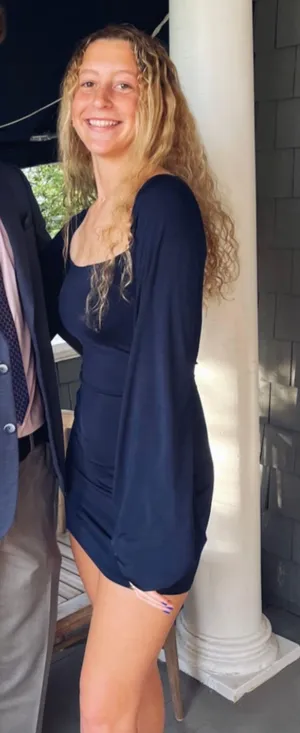 Dress thumbnail 1