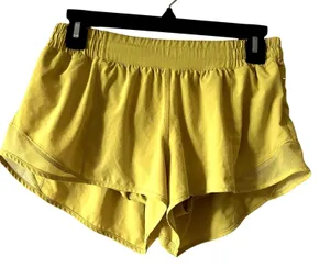 Lululemon Women's Hotty Hot Low-Rise Lined Short 2.5" Size 8 Yellow thumbnail 1