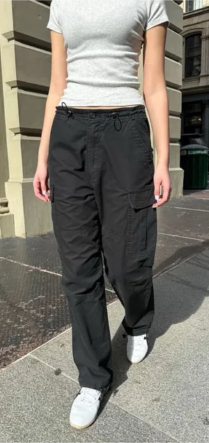 Brandy Melville Jemma Cargo Pants – Black thumbnail 1