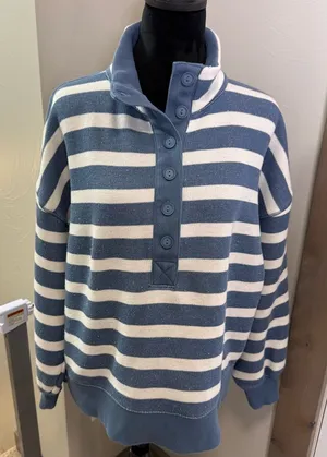 American Eagle Women’s Big Hug Henley Sweatshirt Blue Breeze‎ Stripe Coastal XS thumbnail 1