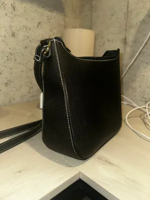 Tommy Hilfiger Purse thumbnail 4