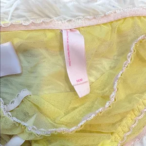 Victoria's Secret Yellow & pink Sheer Chemise & panty thumbnail 9