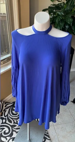 NWT Free People Drift‎ Away Cold Shoulder Blouse in royal blue size small thumbnail 1