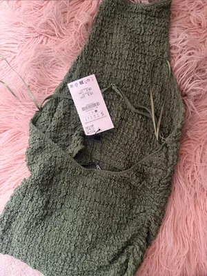 Zara Olive Green Textured Halter & Pant Set thumbnail 6