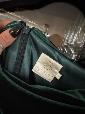 Revelry Emerald Green Velvet Bridesmaid dress - size 6 thumbnail 2